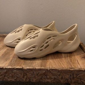 Faux Yeezy Foam Runners